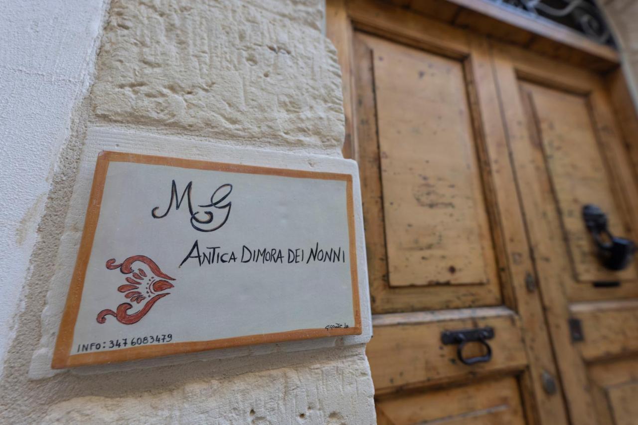 Antica Dimora Dei Nonni Bed & Breakfast Lecce Ngoại thất bức ảnh