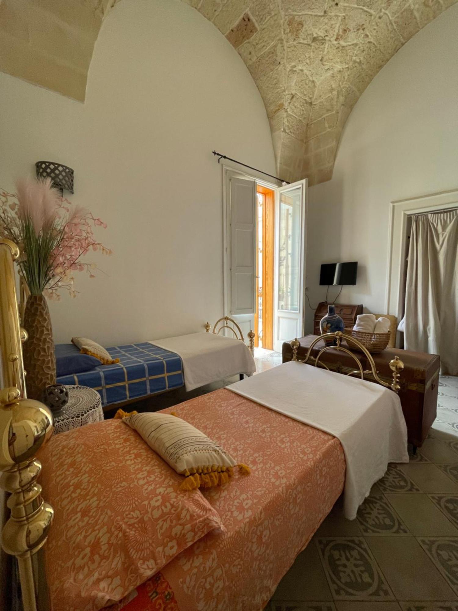 Antica Dimora Dei Nonni Bed & Breakfast Lecce Ngoại thất bức ảnh